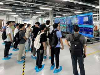 北京科技大學(xué)組織學(xué)生到康斯特智能儀表產(chǎn)業(yè)園實習交流